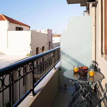 Petalo Suites Rethymno  Exterior photo