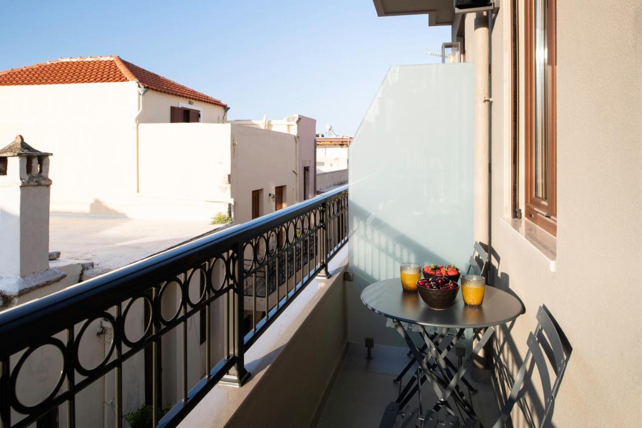 Petalo Suites Rethymno  Exterior photo